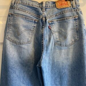 Vintage Levi’s 512 tapered jeans
